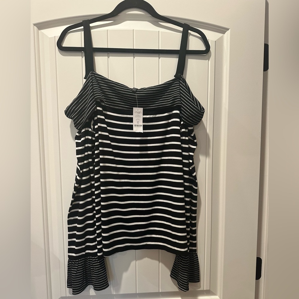 White House Black Market Black and White Striped Off shoulder Blouse. XL